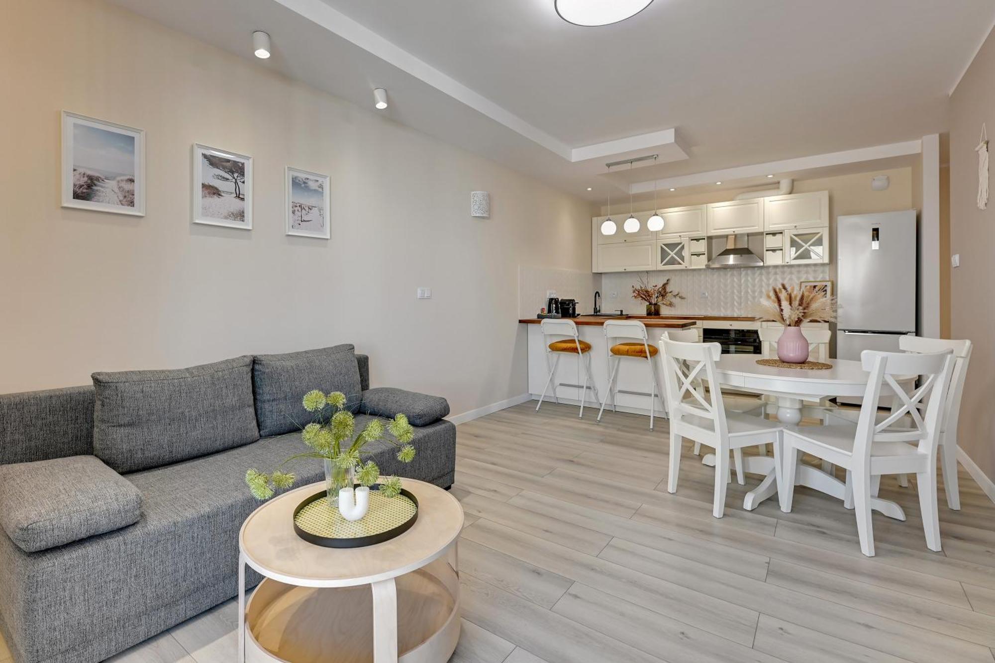 Letnica Seaside By Downtown Apartments غدانسك الغرفة الصورة